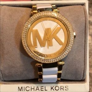 NWT Women’s White & Gold Michael Kors Watch